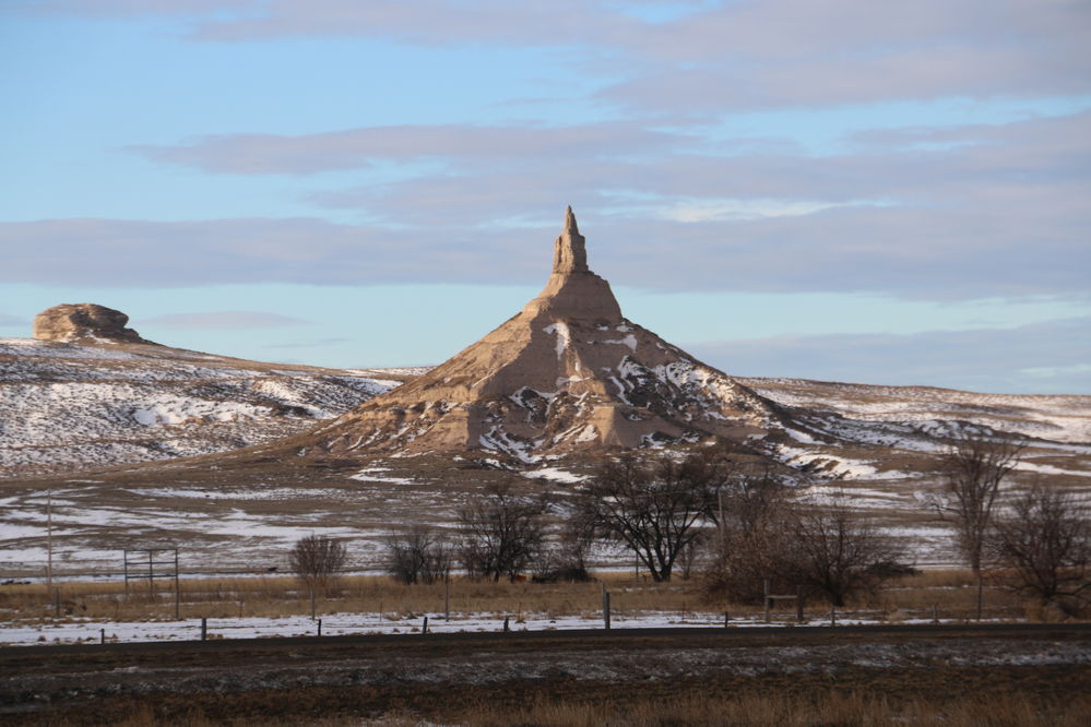 Chimney Rock Standing Tall On The Oregon Trail Out Yonder Starherald Com
