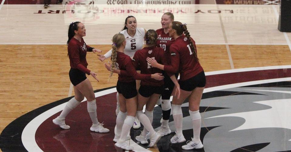 Eagles Lose to Cowgirls in Another Five-Set Marathon