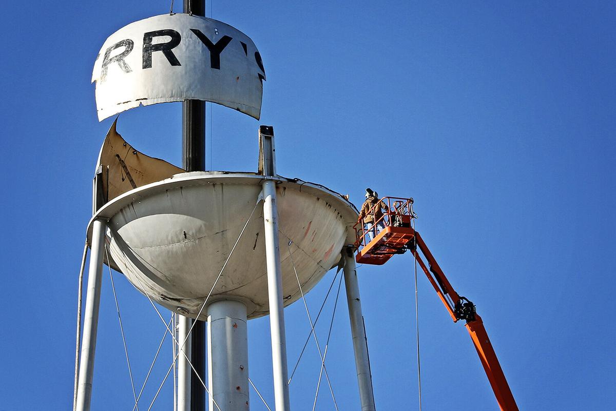End of an era: Terrytown water tower comes down