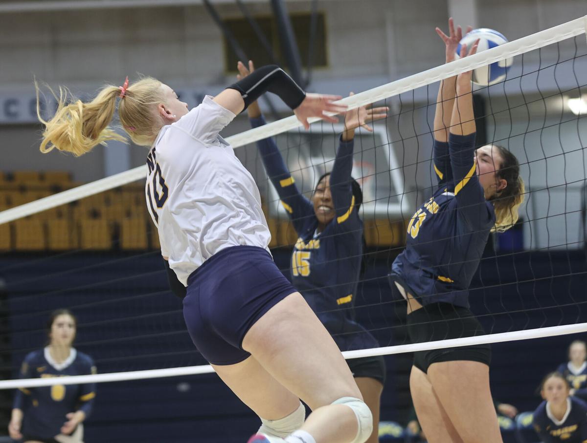 Western Nebraska CC volleyball sweeps Trinidad State College