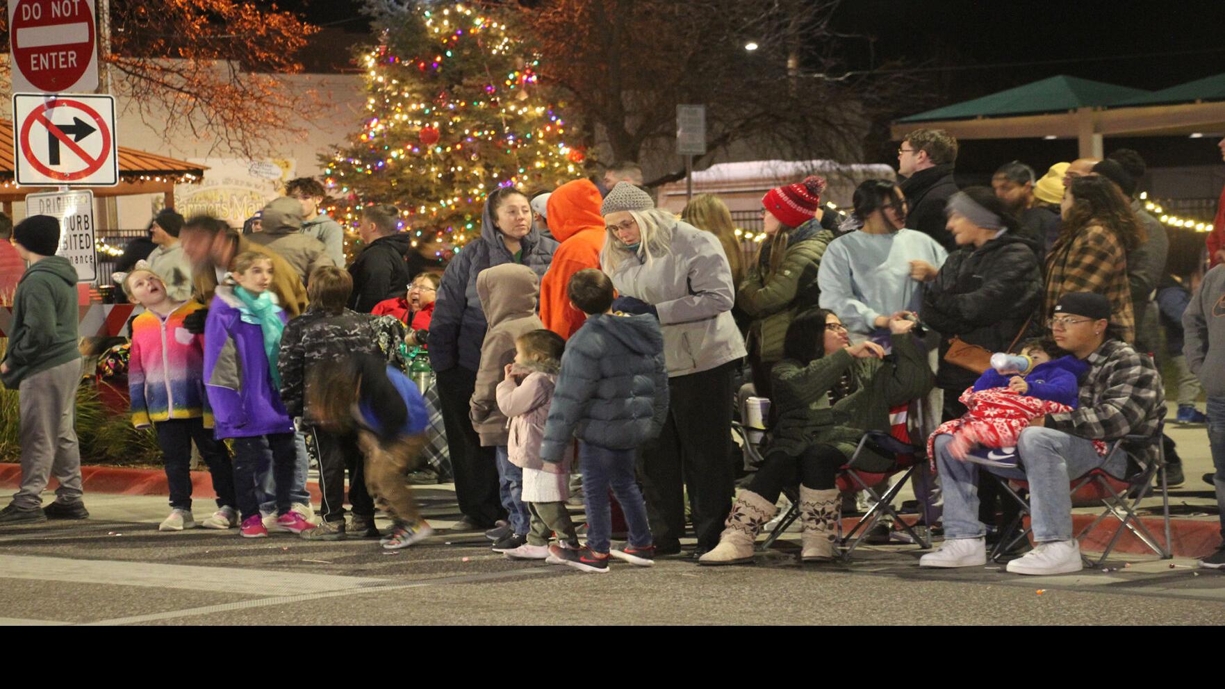 Arlington Christmas Parade 2022 Photos: Scottsbluff Christmas Parade 2021 | Local | Starherald.com