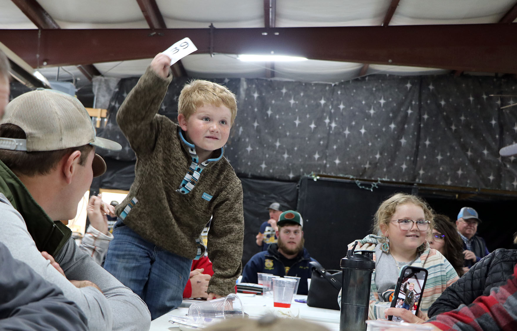 Hemingford FFA members, items auctioned