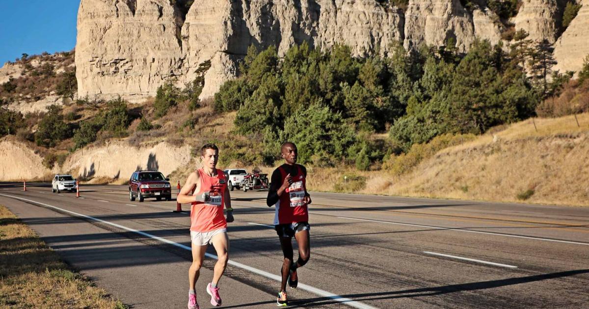 Ge Rings Man Gering man among familiar runners in Monument Marathon