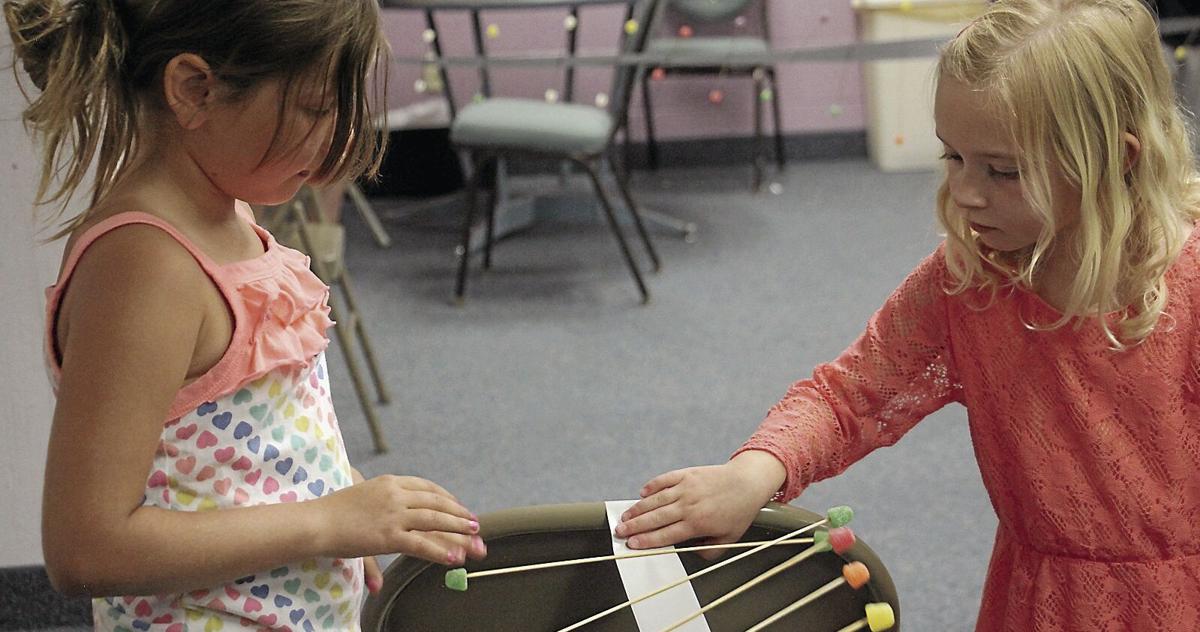 Kinder lernen die Wissenschaft hinter Sound | Lifestyle & Jugend Kinder lernen die Wissenschaft hinter Sound | Lifestyle & Jugend