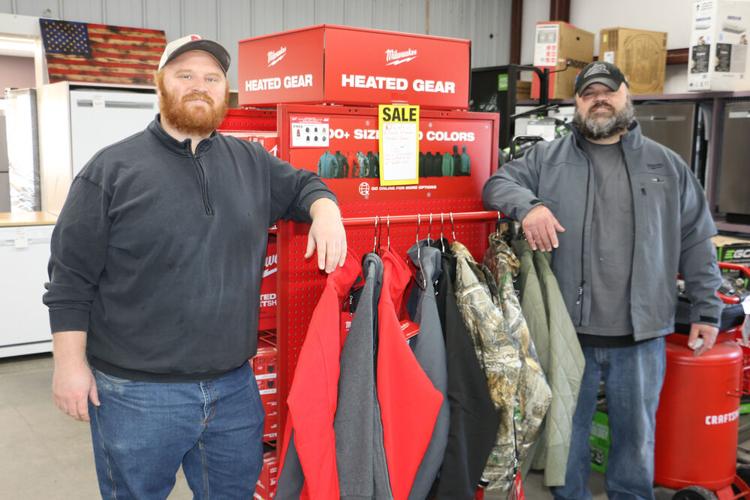 Oshkosh hardware store comes up Aces