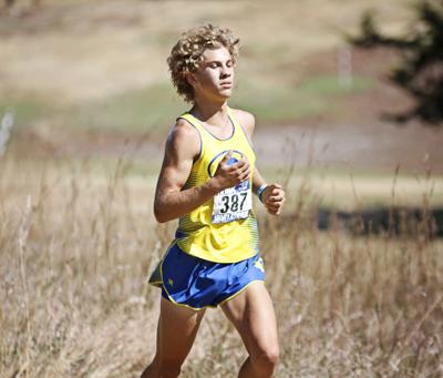 Gering Roundup: Stone places eighth in Monday's UNK Invitational cross country meet