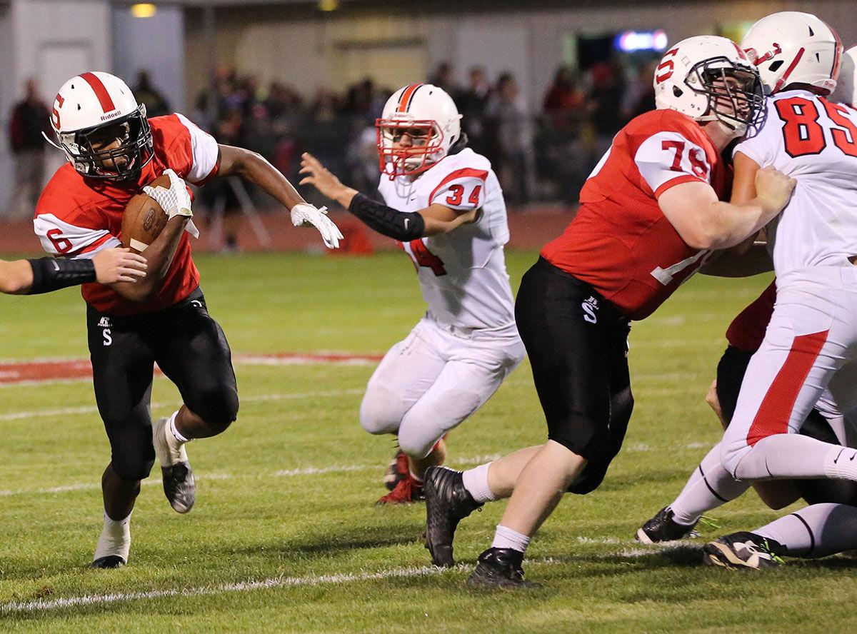 No. 7 Scottsbluff holds off Aurora to stay unbeaten Sports