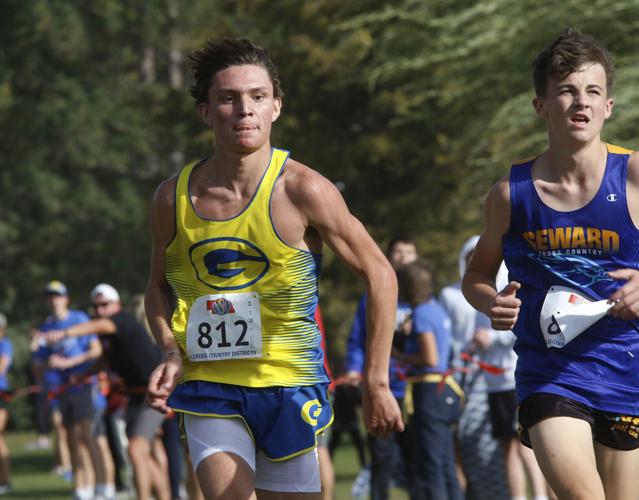Gering Roundup: Gering boys take second at Class B district cross country meet