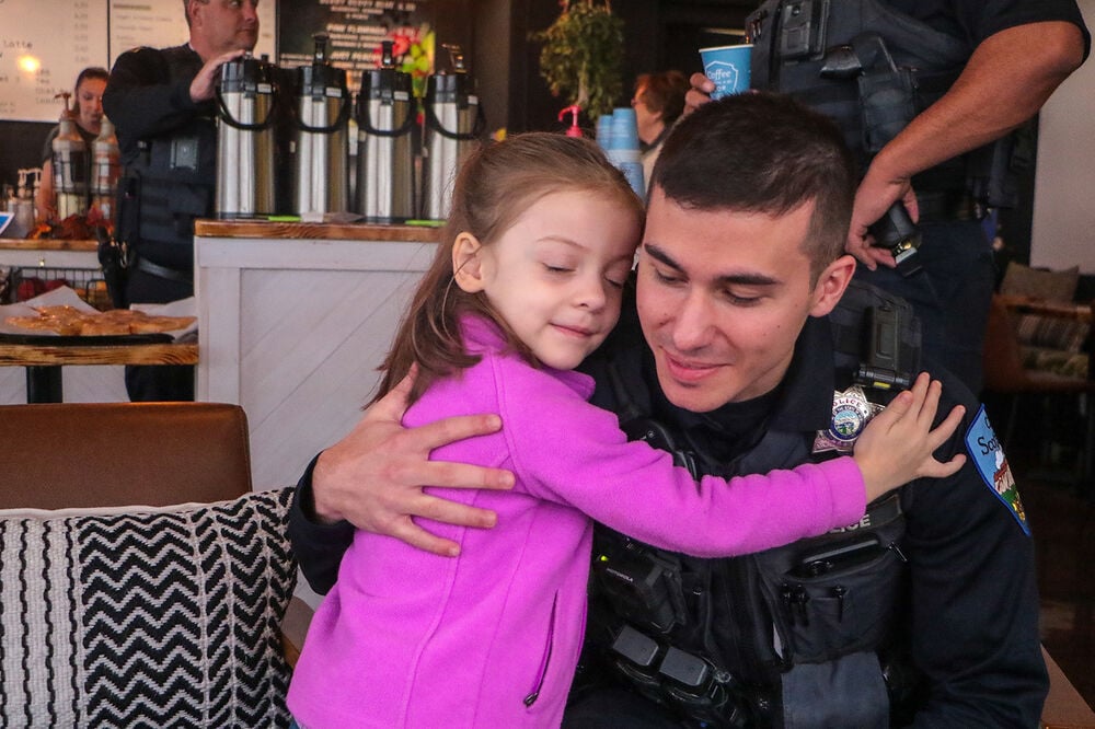 Scottsbluff Police, community enjoy return to Coffee with a Cop
