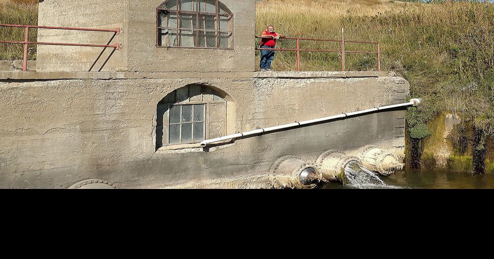 Lake Minatare watermaster keeps the water flowing