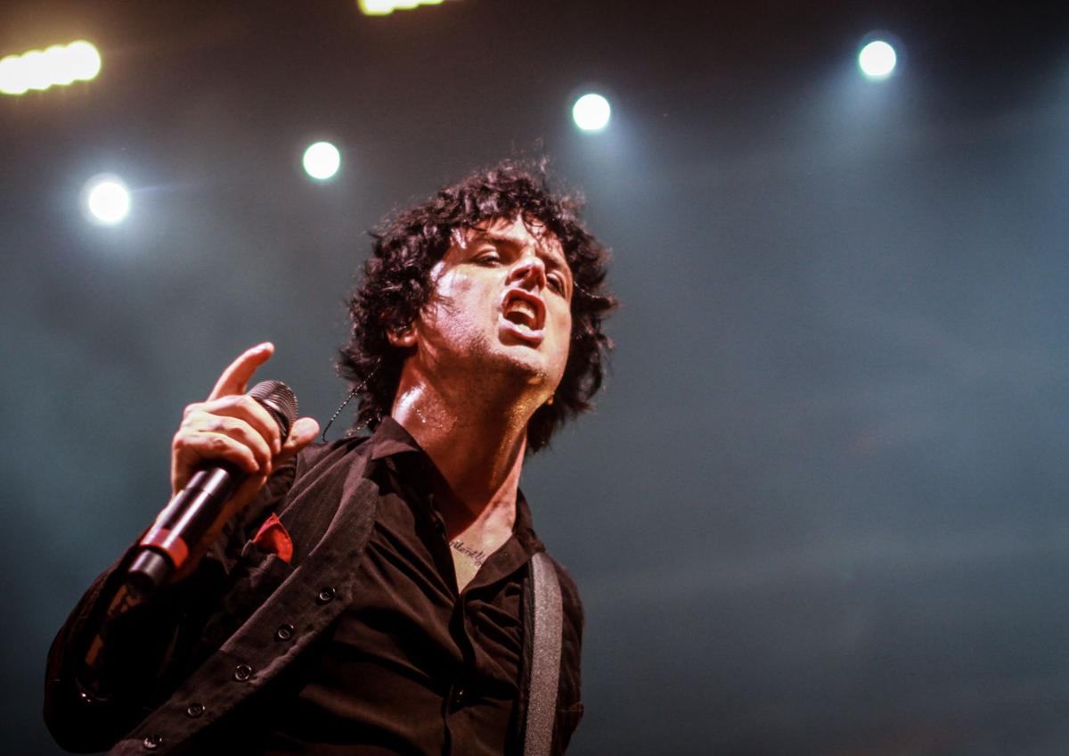 During Omaha Concert Green Day S Billie Joe Armstrong Delivers Anti Racism Speeches After Charlottesville Violence Starherald Com He is a member and lead singer of the band green day. during omaha concert green day s