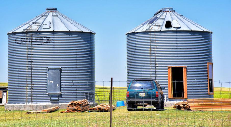 On U.S. Farms, Deaths in Silos Persist - The New York Times