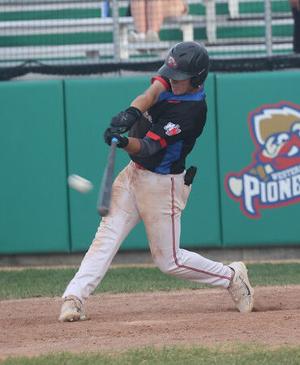 Summer Baseball: Western Nebraska splits pair of games with Hays on Thursday