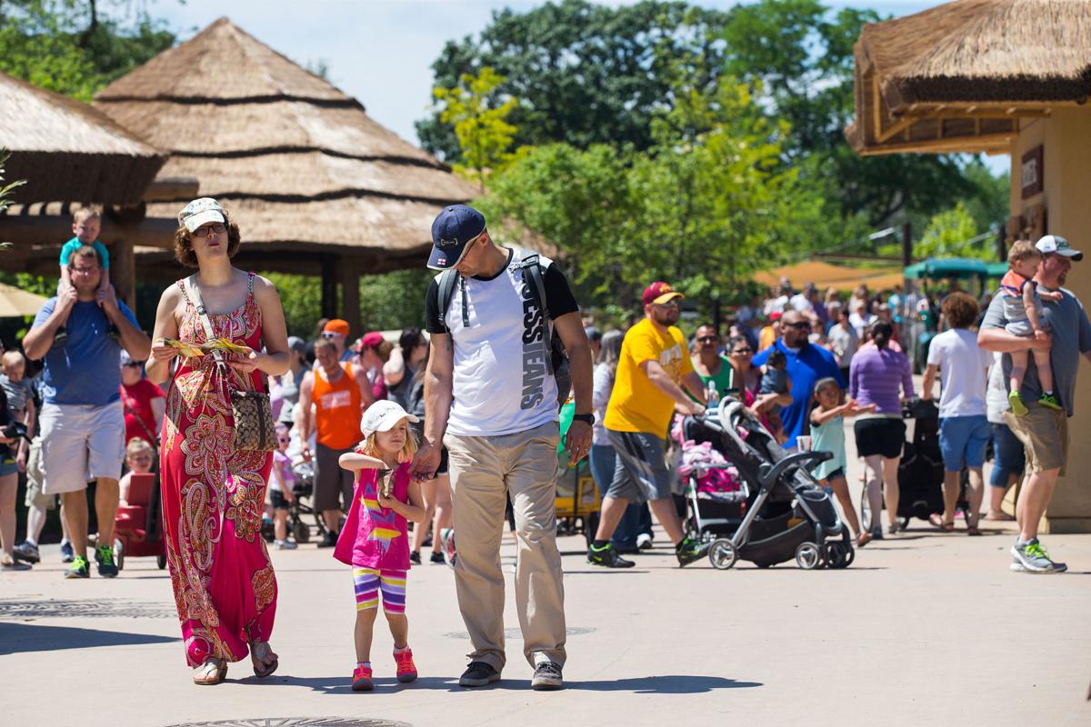 Coronavirus Concerns Close Omaha S Henry Doorly Zoo Through End Of March State And Regional News Starherald Com