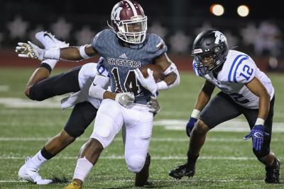 11 6a Football Longview Joins Tyler Lee At 2 0 Sports