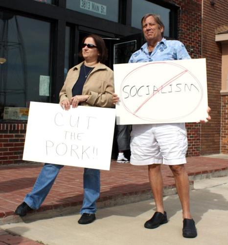 Rowlett Residents Protest Taxes At Tea Party News 4581