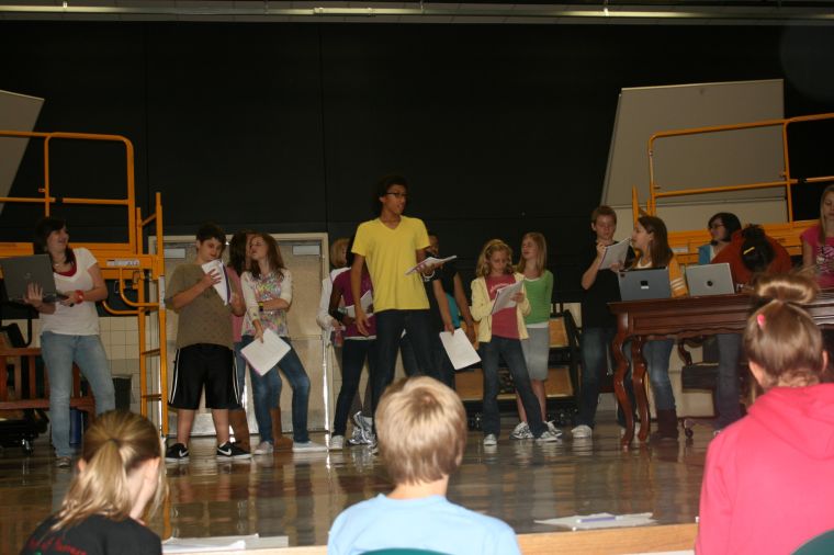 “othello” Plays Pioneer Heritage Middle School (photos Rehearsal 