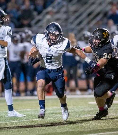 Lone Star senior running back Jake Bogdon