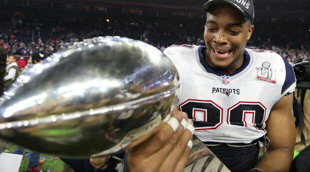 Patriots sign Trey Flowers, who was on their last 2 Super Bowl