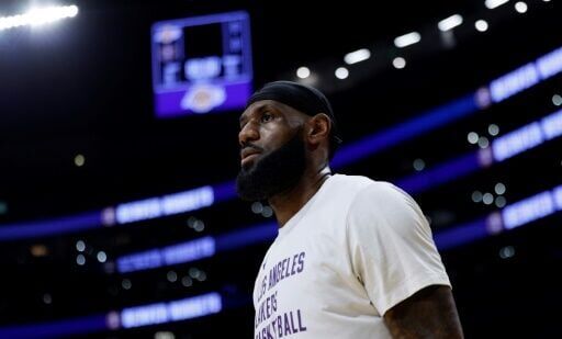 LeBron James becomes first NBA player to score 40,000 career points, National