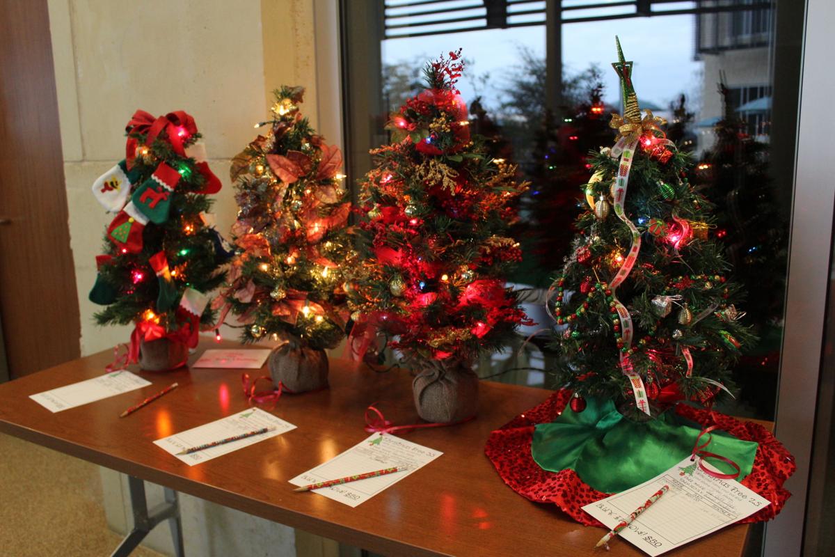 Christmas tree auction garners 1,200 Frisco Enterprise