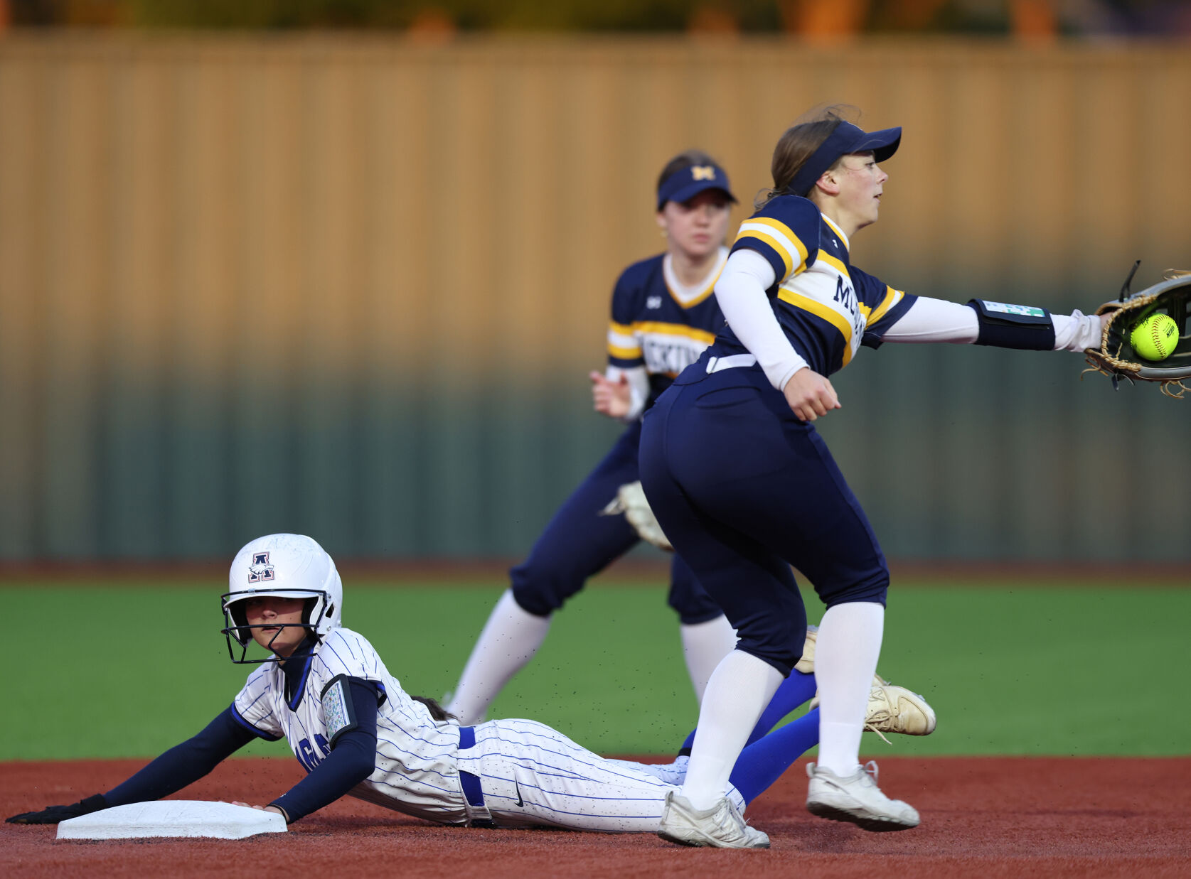 Allen holds off McKinney, takes over 2nd place in 5-6A with Guyer rematch looming