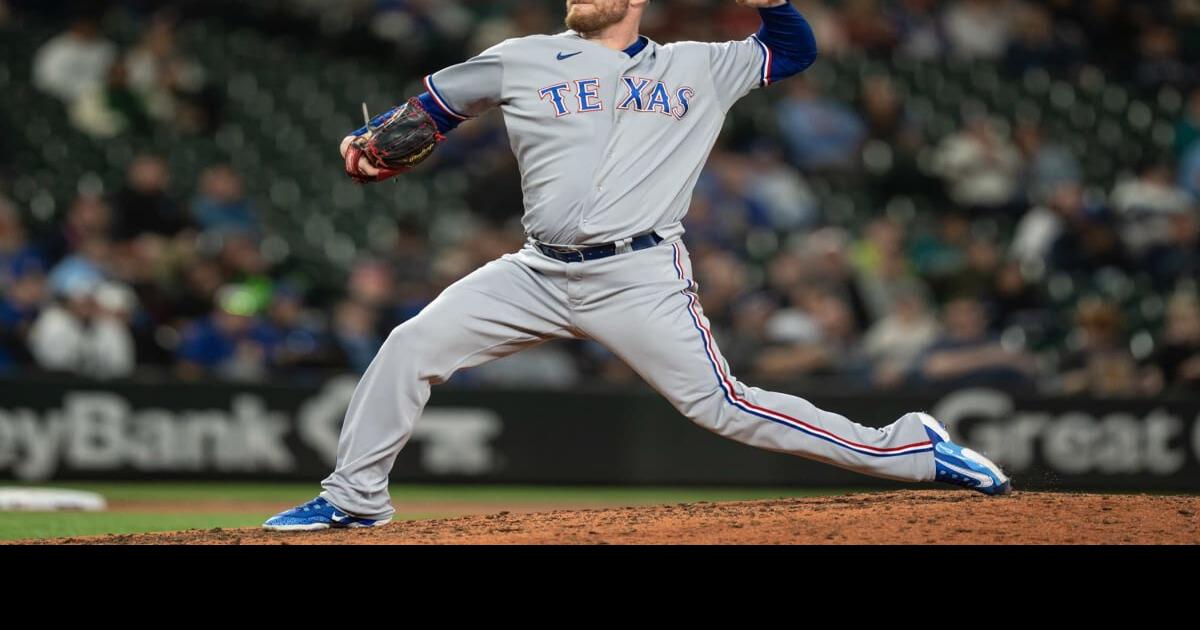 Rangers playoff roster projection: How will Texas handle pitching for AL  Wild Card Series?