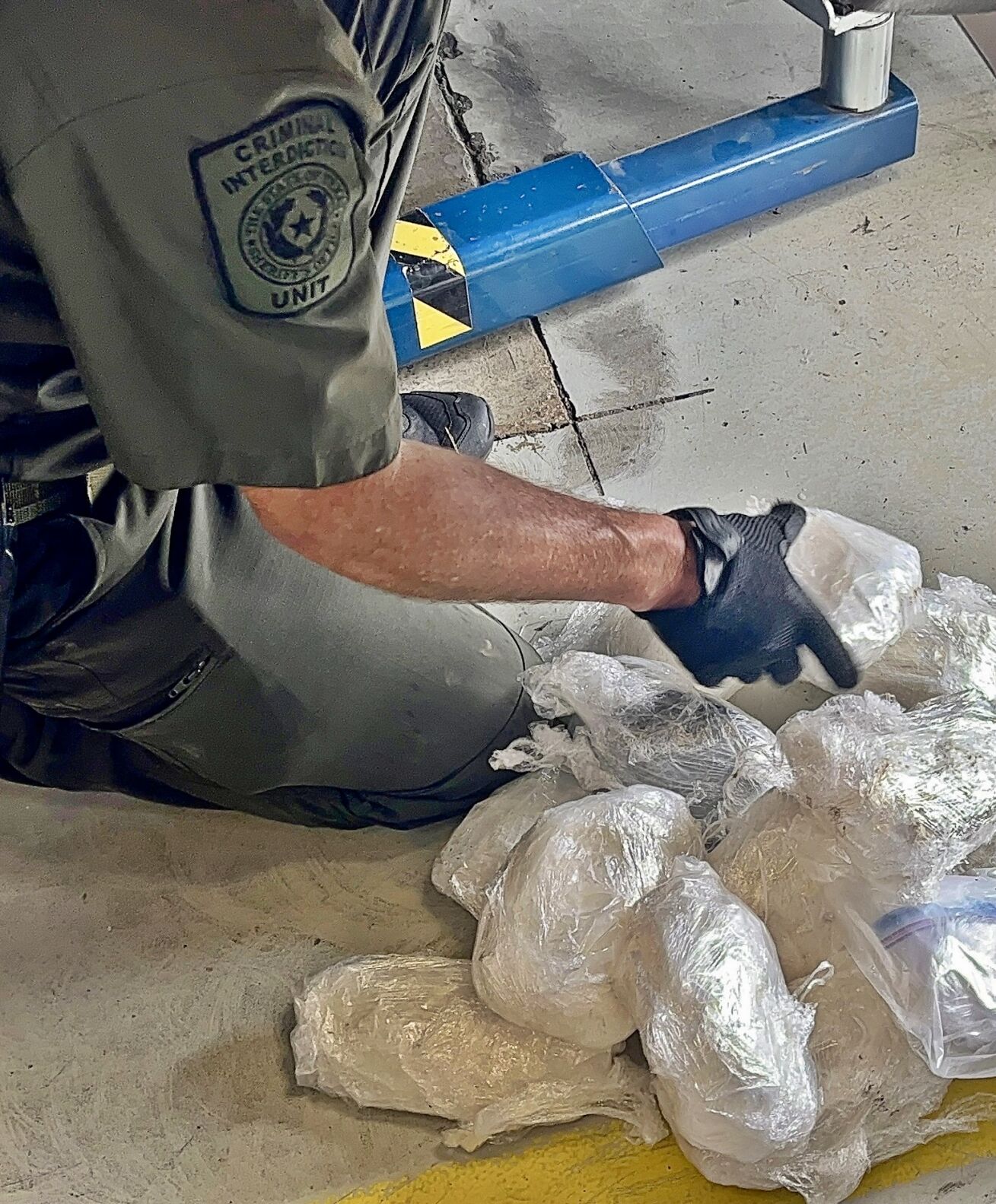 Deputies Seize 20 Kilograms Of Methamphetamine During Traffic Stop On ...