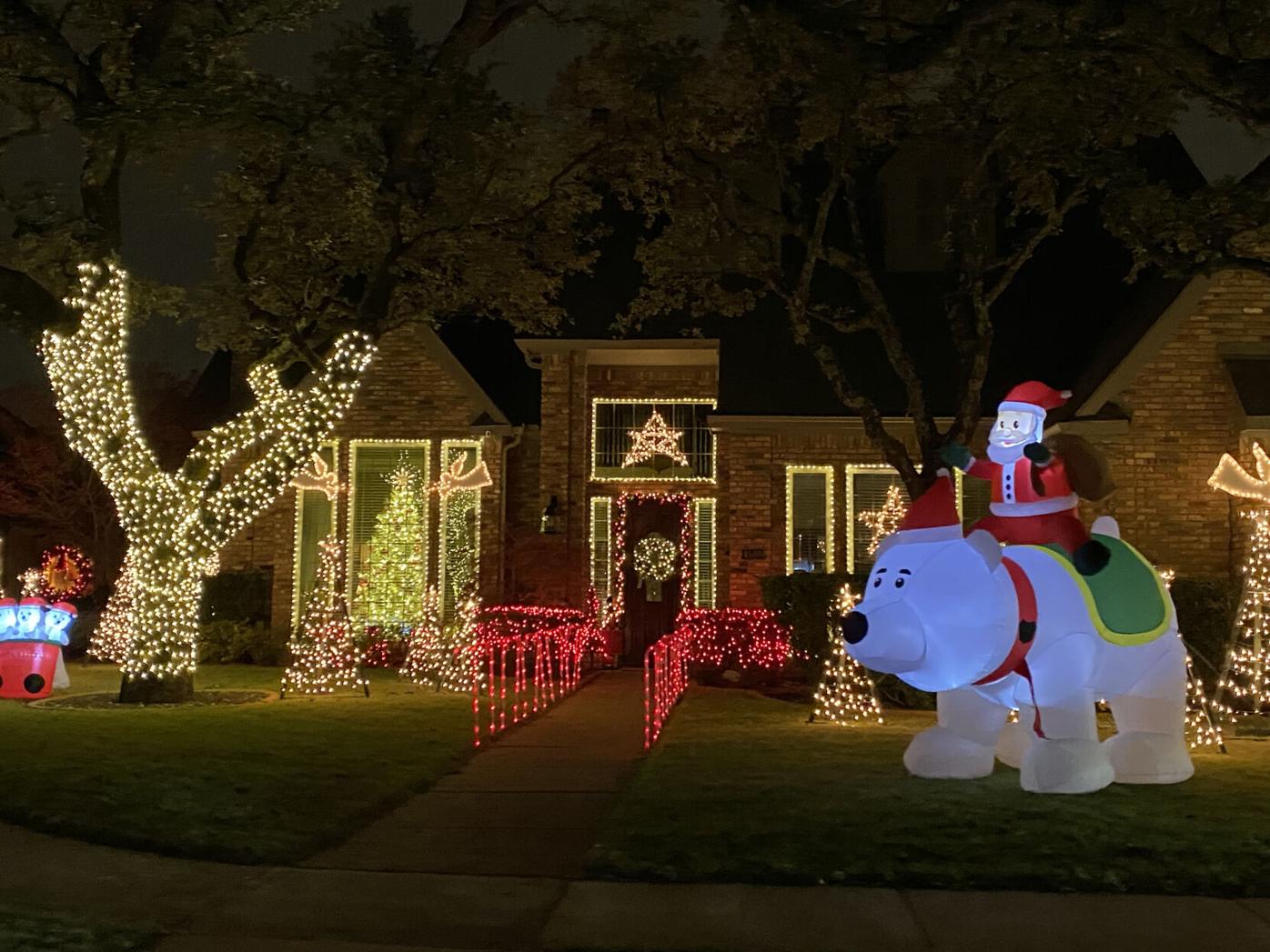Deerfield Plano Christmas Lights Carriage Rides Shelly Lighting
