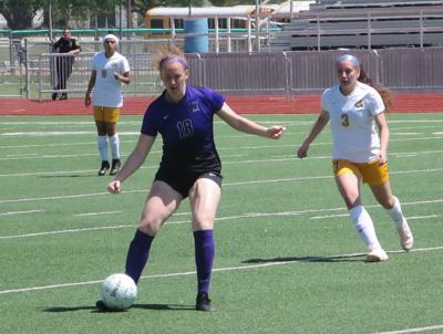 Independence Lebanon Trail Lead Way On 9 5a Girls Soccer Team