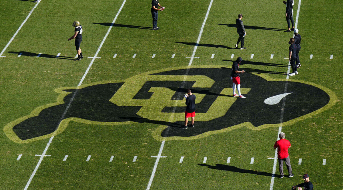 WATCH: Deion Sanders gives sunglasses to Colorado players in apparent jab  at Colorado State coach Jay Norvell 