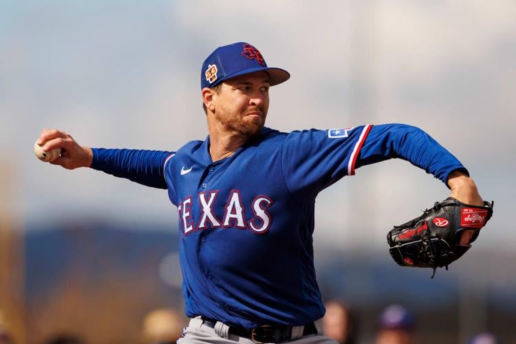 Rangers' Jacob deGrom set to make first spring game start 