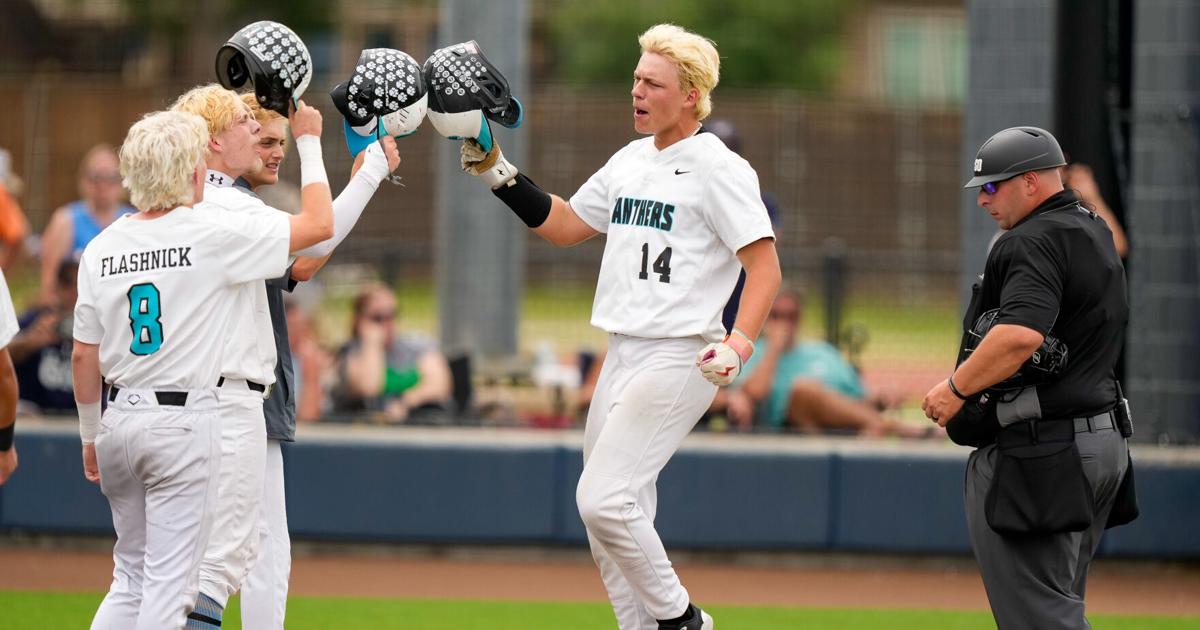 Panther Creek routs Aubrey in Game 3, advances to state semis