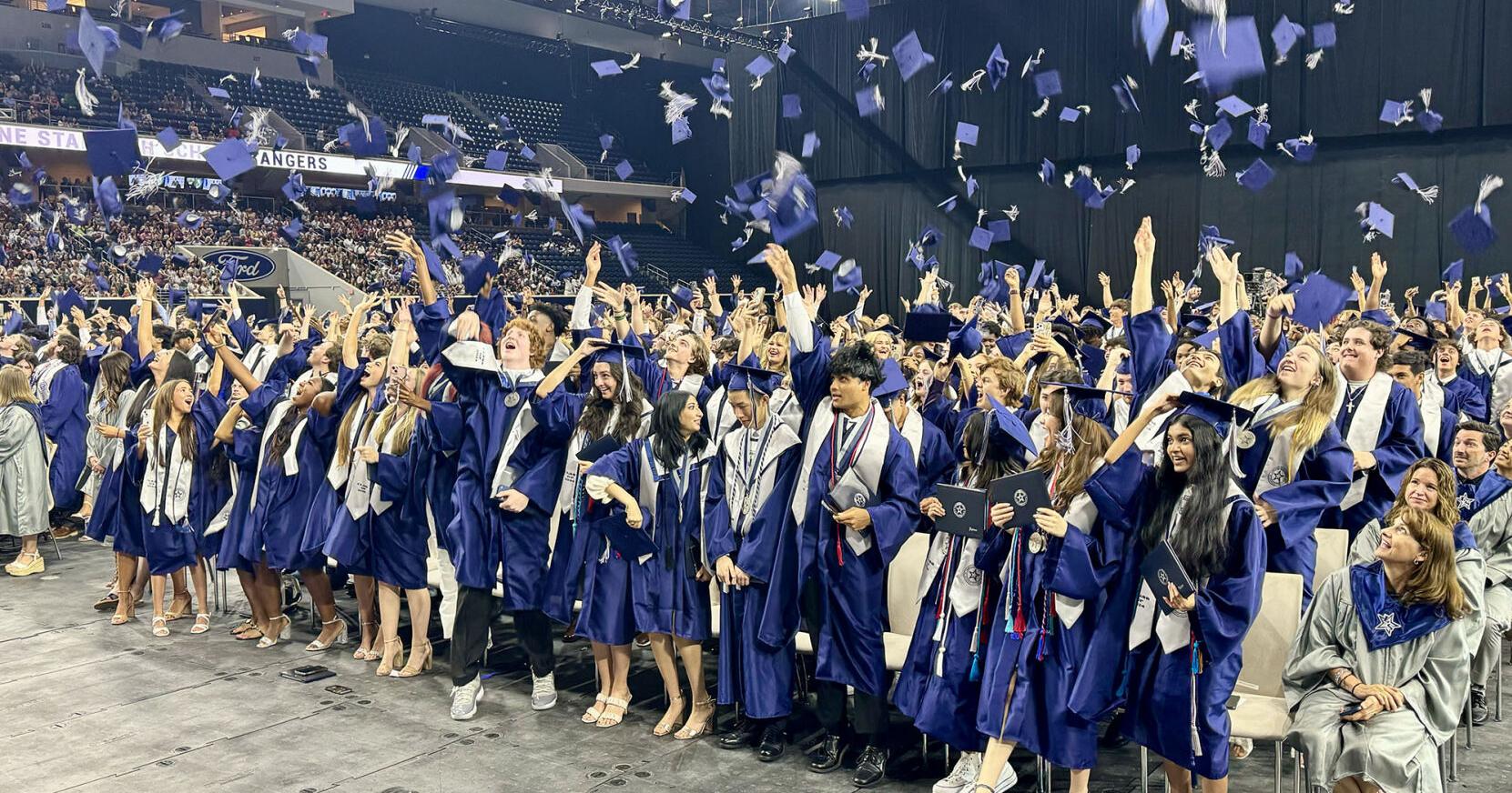 Congrats to the Frisco Lone Star Class of 2024! Check out 100+ photos from graduation! - Vimarsana News
