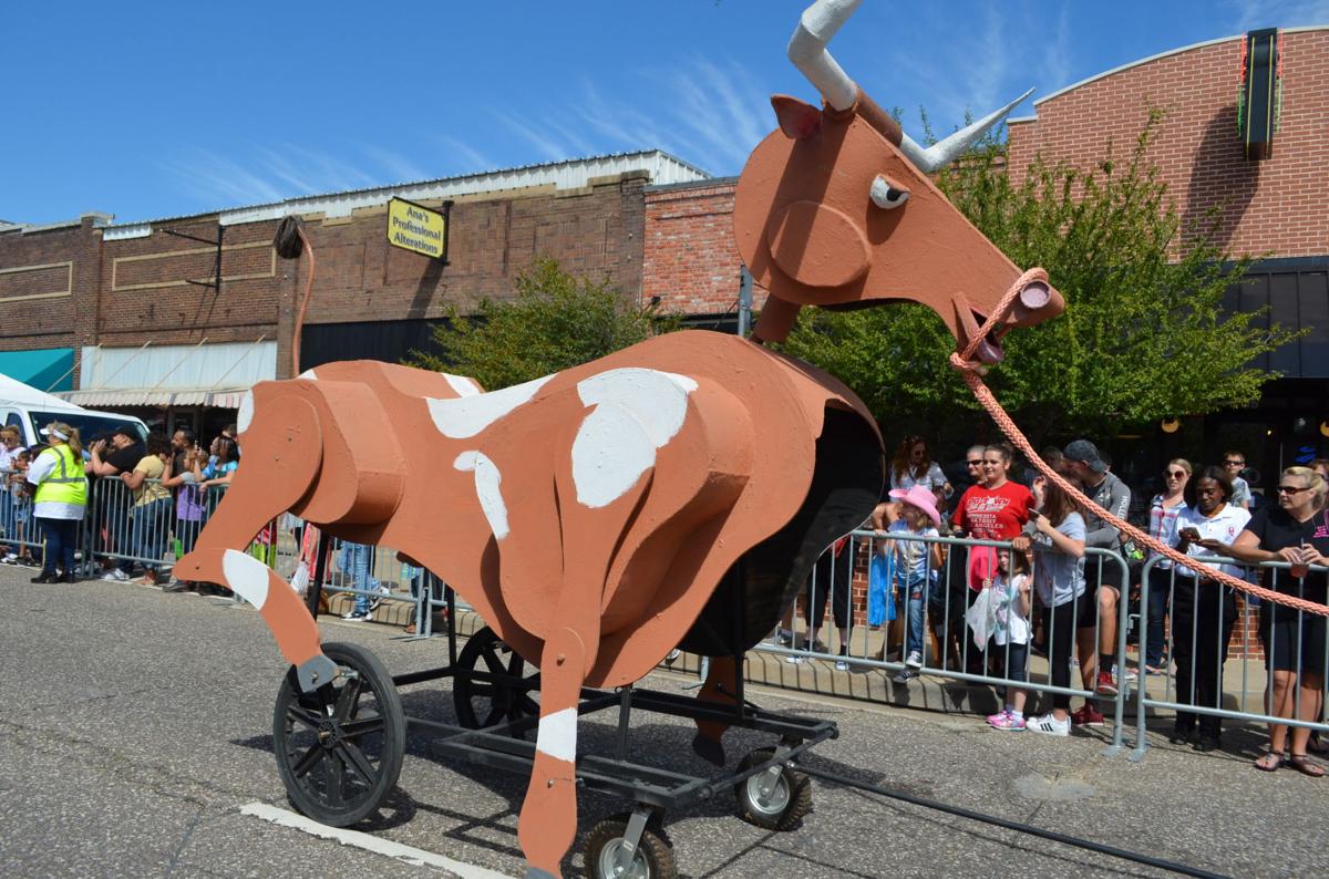 Lewisville hosts Western Days festival News