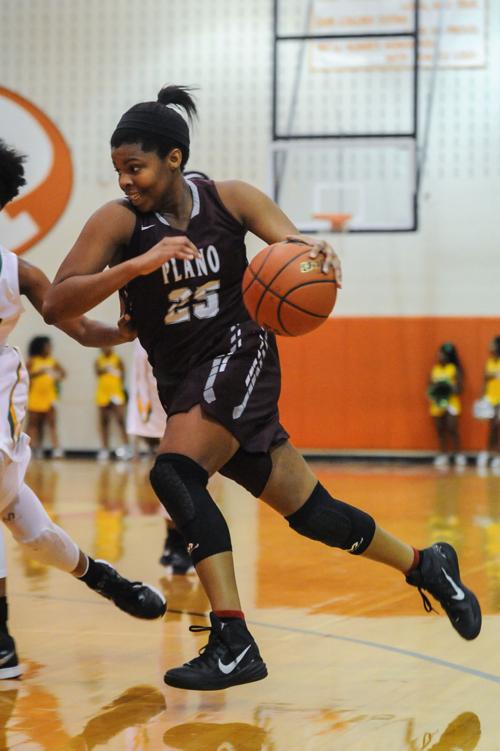 Plano Cruises Past Desoto Moody S Big Night Carries Lady Wildcats