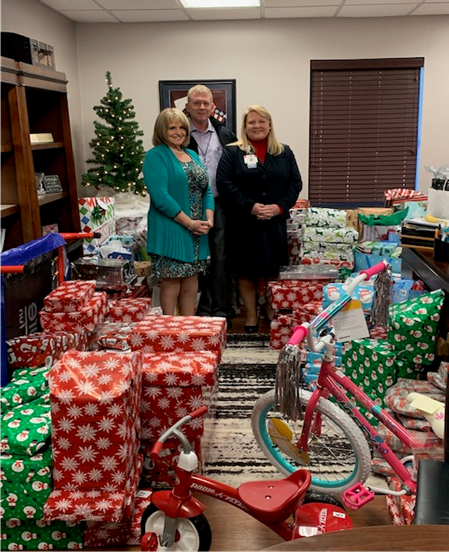 Local hospital helping others and their own