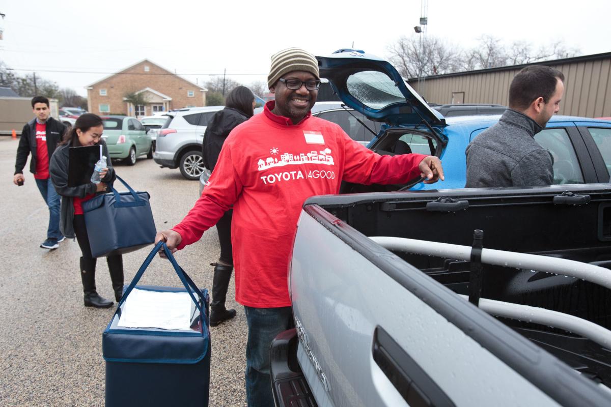 Toyota partners with Collin County Meals on Wheels, VNA News