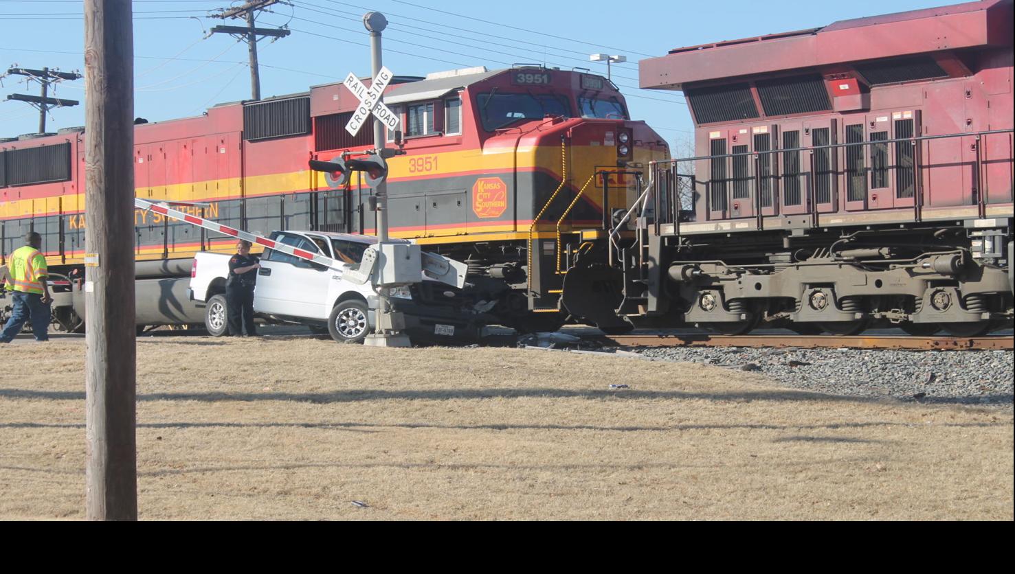 Car/train wreck on Shiloh and 14th Street Plano Star