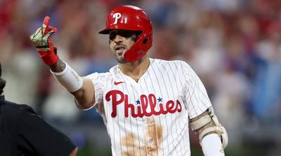 Nick Castellanos highlight catches surprising and saving Phillies