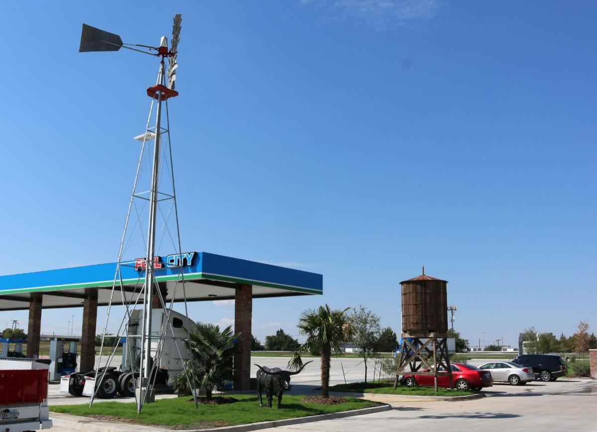 Fuel City Mesquite open, gaining attention News