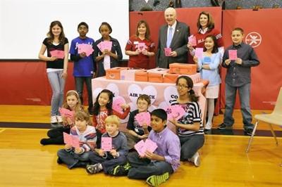 Congressman hosts ‘Valentines for Vets’ program | News ...