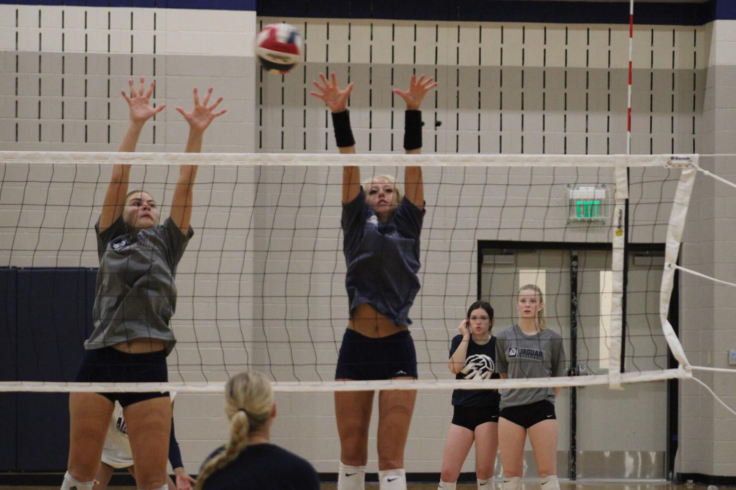 Stars align Threetime Olympic medalist conducts Flower Mound volleyball team camp Star Local