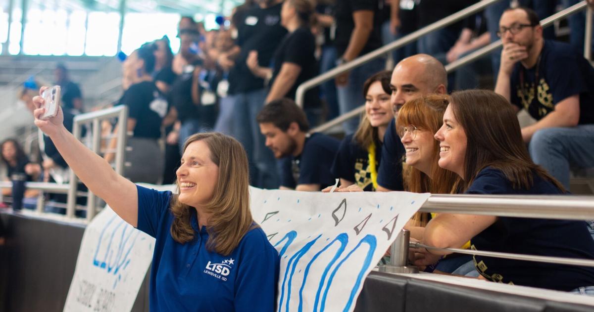 Lori Rapp named Texas Superintendent of the Year finalist | Lewisville ...