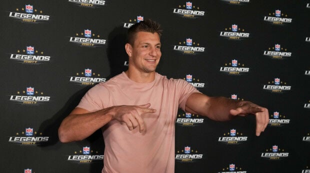 Rob Gronkowski Says Baby Gronk's Dad Messaged Him a Wild Number of Times, National Sports