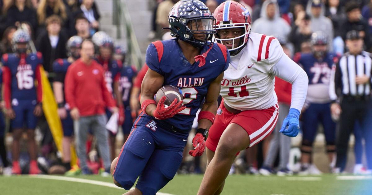 The Pick-It Line: Previews and predictions for 10 of the area's top Week 1 high school football games (copy)