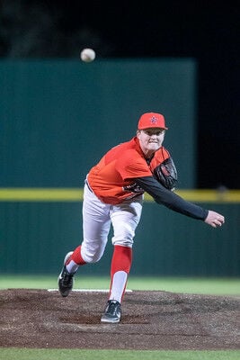 Little League Team Led to World Series by Ace Girl Pitcher - Good