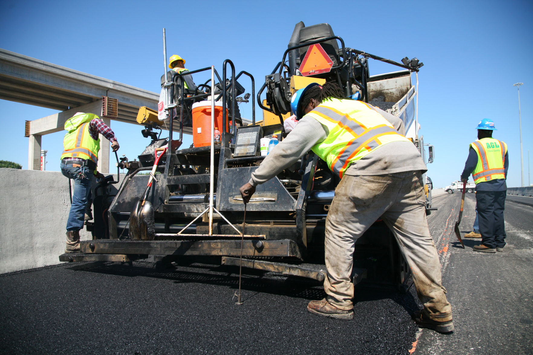 I 35E expansion set for substantial completion by late summer