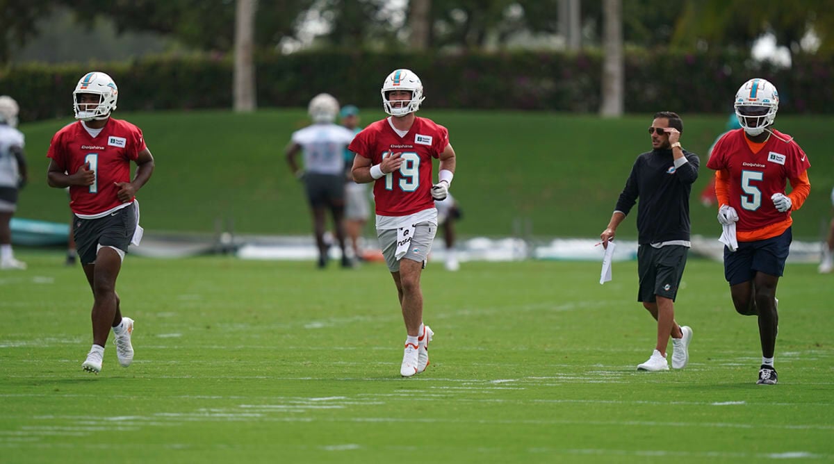 Dolphins head coach Mike McDaniel preparing for Skylar Thompson