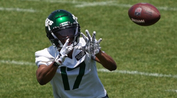 Fantasy football: 2023 WR rankings highlight emerging Garrett Wilson, National Sports